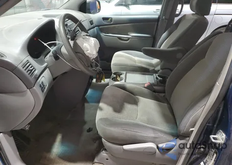 2007 Toyota Sienna Ce z USA, uszkodzony, nr VIN 5TDZK23C57S015541